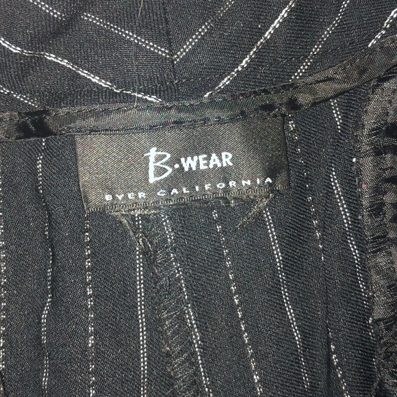 Capris - Picture 3 of 4